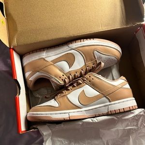 Rose whisper Nike Dunks